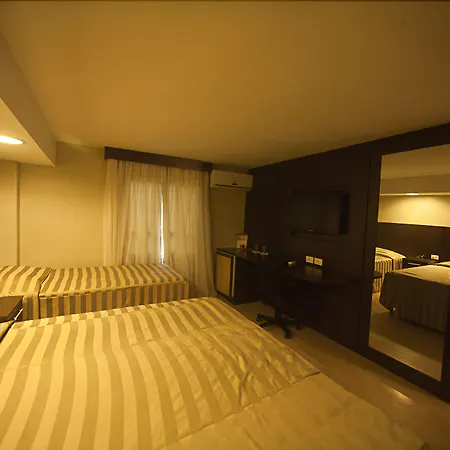 Hotel Plaza Apolo-3